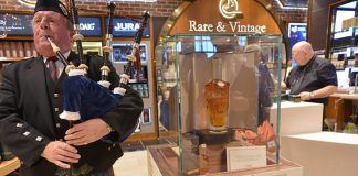 Škodu Superb nebo láhev The Glenlivet?