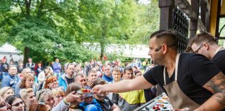 Rožnovský food festival praskal ve švech