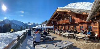 Po krk ve sněhu i v požitcích. Rakouský Saalbach Hinterglemm je radost a pohoda