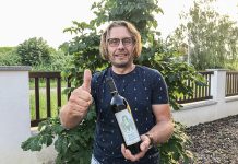 ŠAMPIONEM ČERVNOVÉHO HODNOCENÍ VÍN SOUTĚŽE „SUCHÁ VÍNA ONLINE“ SE STAL PINOT BLANC Z TŘEBÍVLIC