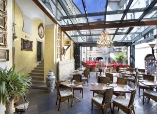 Na jelena do „Jelena“. Restaurace Deer je místem zvěřině zaslíbeným