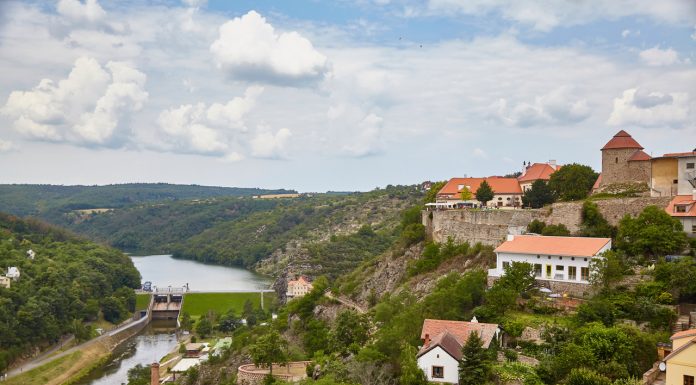 Za bílým vínem, kulturou i okurkami. Znojmo nabízí v létě mnoho lákadel