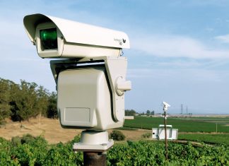 Stop špačkům na vinicích. Plašiče třetího tisíciletí fungují a lidi neruší