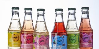 Značka Vinea spolu s vinaři připomíná tradici lokálního hroznového moštu. 