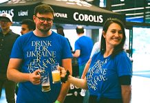 Drink for Ukraine. V pražském Kongresáku se pilo pivo pro dobrou věc