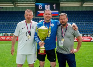 Jsme mistři! Na medaile za naše vína jsme si už zvykli, nyní se vinaři ČR stali šampiony ME ve fotbale