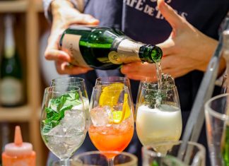 Paříž ožije nejen vínem. Wine Paris & Vinexpo 2023 cílí na lihoviny