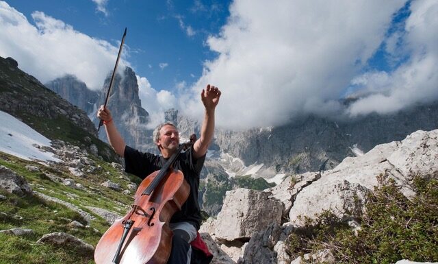 Nalijte si TrentoDOC a užijte si koncert. Hudba, víno a Iva Bittová v italských Dolomitech
