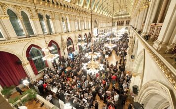 Z Vídně si naši vinaři přivezli 300 medailí. Moravská a česká vína se v silné konkurenci neztratila Wiener Rathaus AWC Vienna Gala