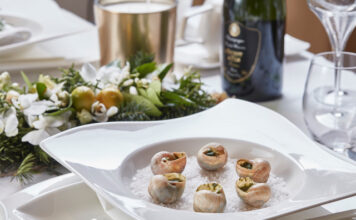 VÁNOČNÍ ŠNECI. Odkud se připlazili? Postní jídlo, nebo móda? vánoční tabule