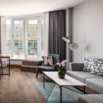 MH_PRGDT_CLUB_BALCONY_SUITE_567_01