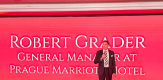 MARRIOTT 25 LET V PRAZE. Ikona pohostinství v srdci historického centra hýčká hosty luxusem i důrazem na lokálnost Oslavy25 let hotelu Marriott