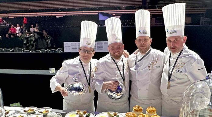 Český kulinářský tým zabodoval na prestižní mezinárodní soutěži International Catering Cup. Pomohla mu vepřová nožička