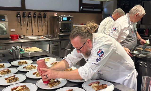 Pohankový tatarák, kachnička i švestkové lívance. To vše ochutnají návštěvníci světové výstavy Expo 2025 v Ósace