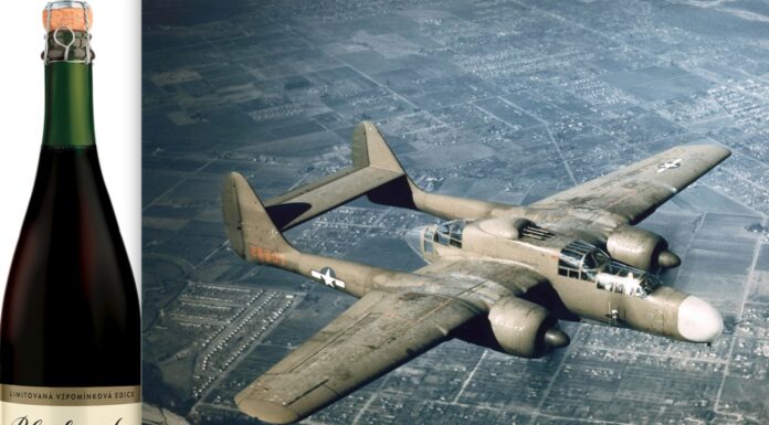 OSMDESÁTINY VE VELKÉM STYLU. Bohemia Sekt vydal narozeninovou edici Black Widow