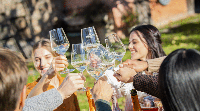 „Jdem na prosečko.“ Italské bublinky Češi milují a spojují s nimi oddychové rituály i oslavy