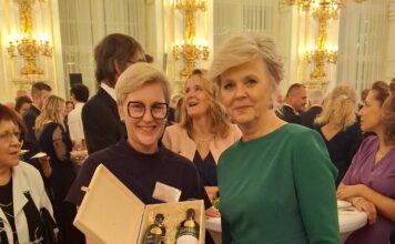 Státní vyznamenání provázel Salon vín. Hosté na Pražském hradě ochutnali to nejlepší z Moravy a Čech