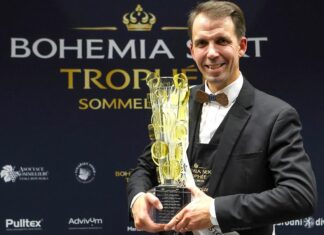 SOMMELIER MARTIN PARÝZEK potřetí triumfoval v soutěži BOHEMIA SEKT Trophée Professional