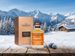 Vánoční dárek i doušek pro nový rok. Limitovaná edice švýcarské pálenky Fassbind pro Česko