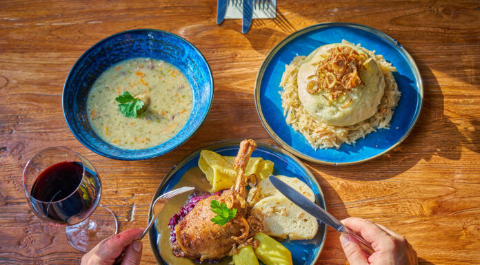 Svatomartinská vína odstartovala. Vydařený ročník 2025 provázejí husičky a slavnosti